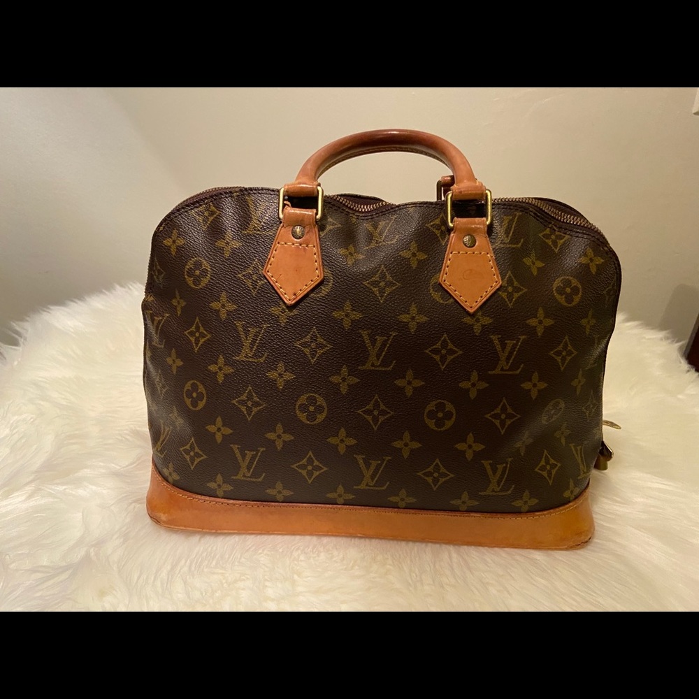 Louis Vuitton Alma